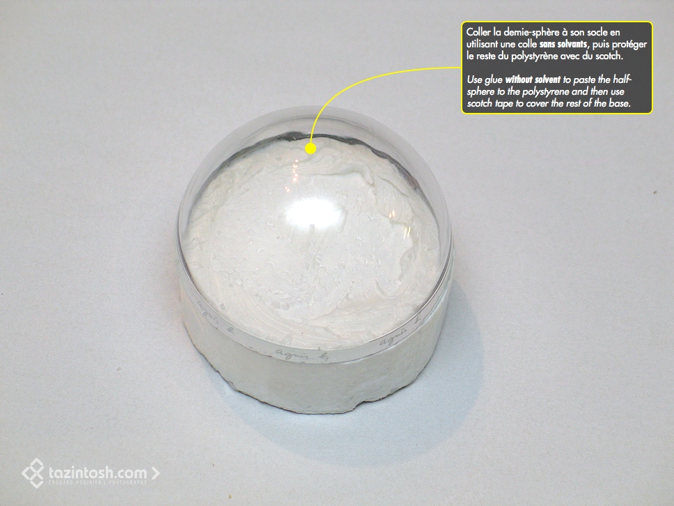 Collage du réflecteur sur sa base