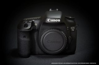 Canon EOS 7D &bull; Vue avant 