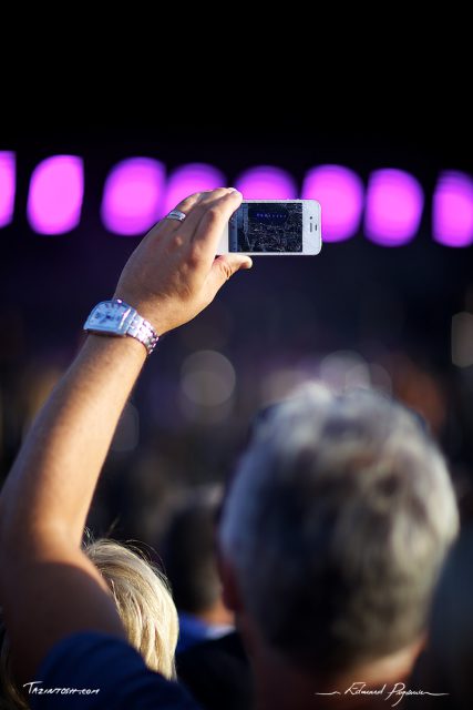 Earth, Wind & Fire &bull; iPhone